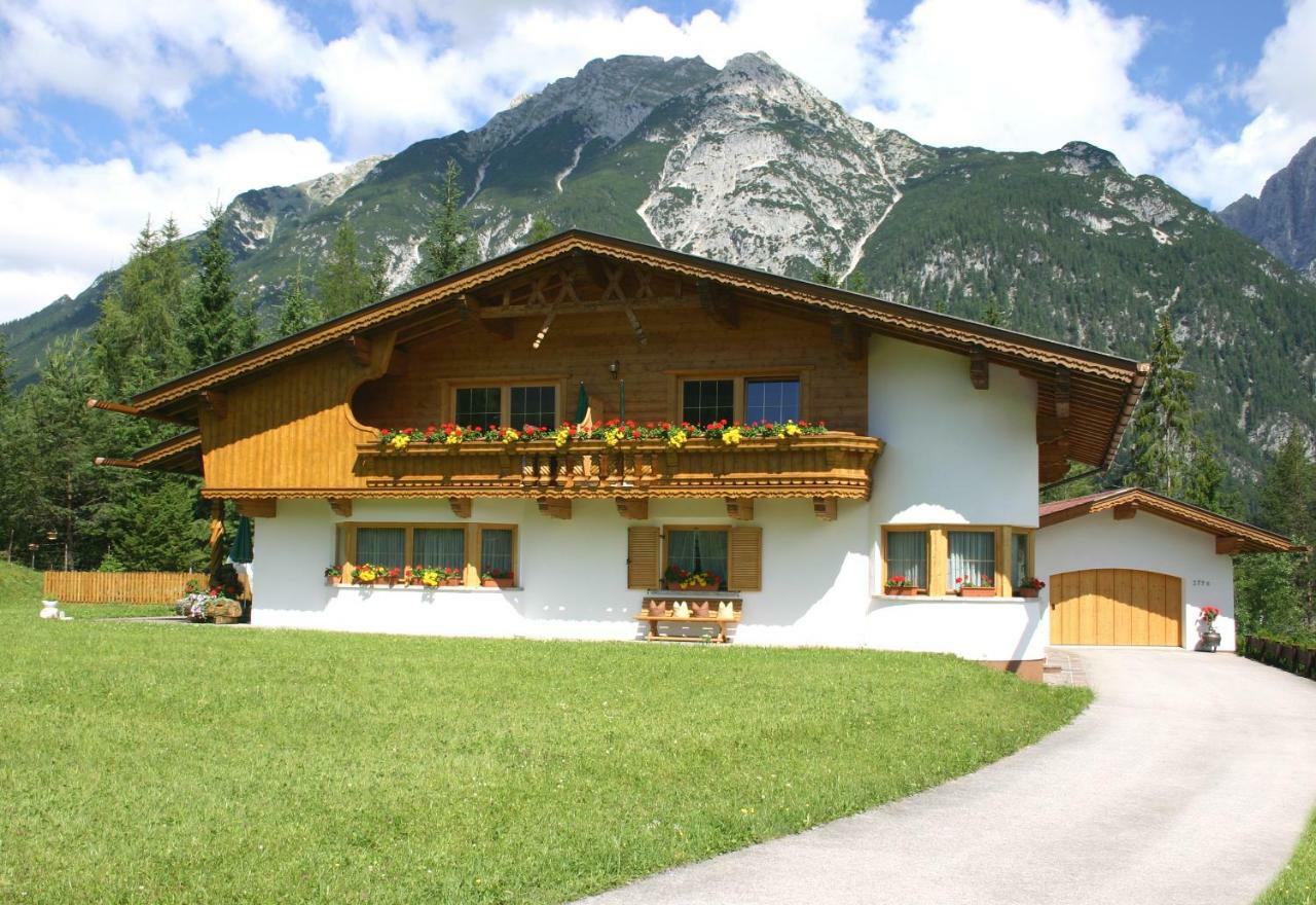 Apartamento Haus Schiefer Leutasch Exterior foto
